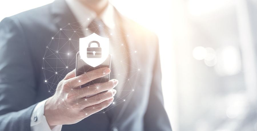 IT-Sicherheit_mobile Geraete_900x460