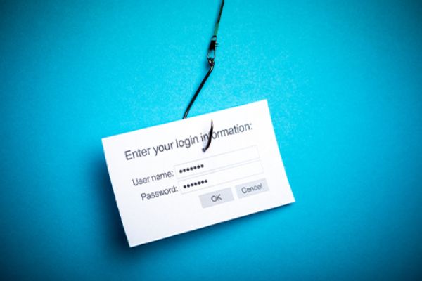 Klon-Phishing-Angriff: Anmeldedaten an einem Angelhaken